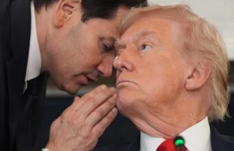 Comentário: Quando Trump explode barcos suspeitos de tráfico de drogas, ele usa um velho e corrupto manual latino-americano