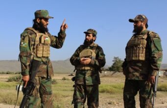 Paquistão e Afeganistão concordaram com um cessar-fogo imediato após as conversações de Doha