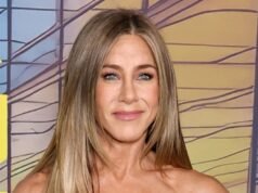 Jennifer Aniston perguntou à NBC sobre a lavadora e secadora em meio ao sucesso de suas amigas