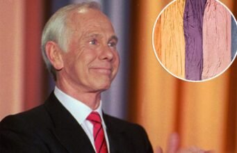 Cortinas da gravação final de ‘The Tonight Show’ serão leiloadas antes do aniversário de 100 anos do falecido apresentador Johnny Carson