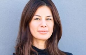 Nickelodeon anuncia a vice-presidente Lilah Kojoori que ela está saindo após 20 anos