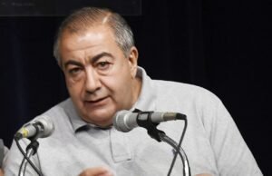 Hector Daer estava perguntando a Cristina Kirchner sobre o baile