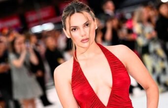 Dafne surpreendeu em suas redes sociais com o Halloween