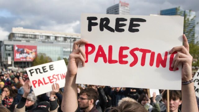 free-palestine-poster-.jpg