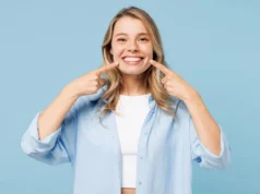 Nova pasta de dente previne doenças gengivais sem matar bactérias boas