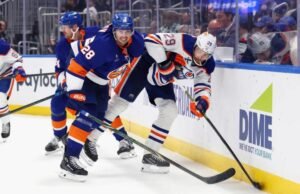 Os Islanders colocaram Alexander Romanov na reserva por lesão e estão convocando dois jogadores