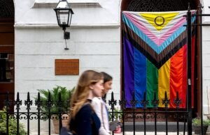 Bíblias infantis e devocionais incorporam histórias tradicionais