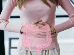 Alterar os horários das refeições pode reduzir significativamente os sintomas da doença de Crohn