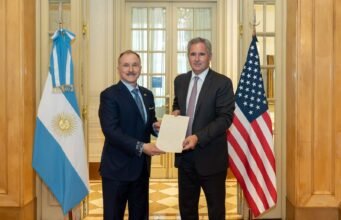Petrus Lamelas entregou seus documentos e foi nomeado embaixador dos EUA na Argentina POLÍTICA EL Intransigente