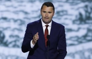 Charlie e Erika Kirk têm filhos? Tudo sobre seus filhos e família – Hollywood Life