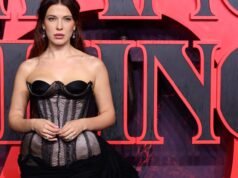 Millie Bobby Brown repreende fotógrafos em evento de ‘Stranger Things’