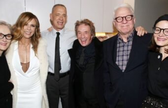 Meryl Streep e Martin Short foram vistos juntos na peça de Tom Hanks