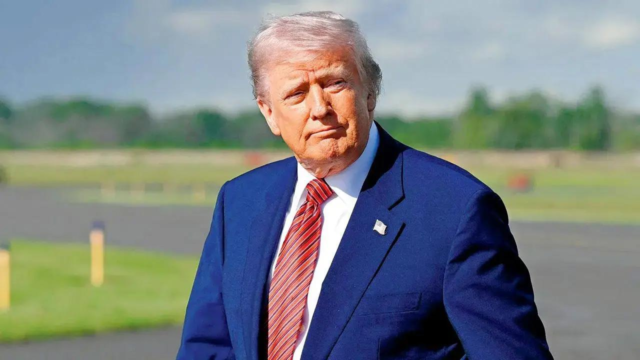 Trump-uh-1764300193657_d.png