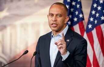 Jeffries brigou com o anfitrião da CNBC sobre os créditos fiscais da ACA em uma discussão acalorada