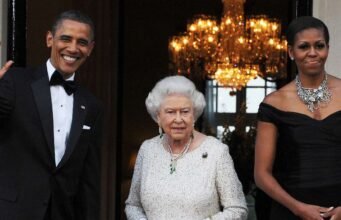 Michelle Obama relembra quebra do protocolo real ao conhecer a Rainha Elizabeth