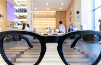 Meta está abrindo uma loja em West Hollywood para exibir óculos inteligentes e fones de ouvido de realidade virtual