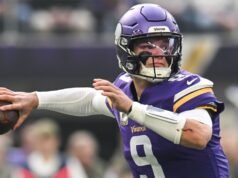 O quarterback dos Vikings, JJ McCarthy, limpa o protocolo de concussão