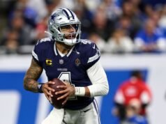 Os Cowboys considerarão sentar Dak Prescott?