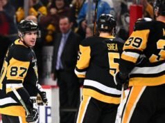 Sidney Crosby ultrapassa Mario Lemieux como artilheiro dos Penguins