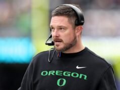 Oregon está emergindo como um importante destino de transferência para a estrela QB Dan Lanning
