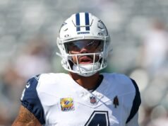 Cowboys estreiam combinação de uniformes inédita no dia de Natal