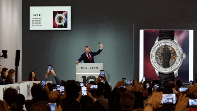Watch-auction-publicity-H-2025.png
