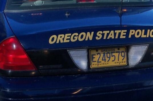 Um homem do Oregon morreu depois que seu veículo foi completamente envolvido pelas chamas