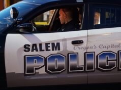 Motorista de Salem acusado de homicídio culposo após bater caminhão de reboque e matar passageiro