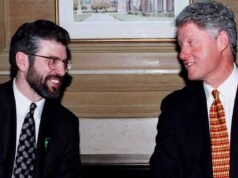 Clinton disse para evitar relações públicas com Gerry Adams, mostram registros do World News