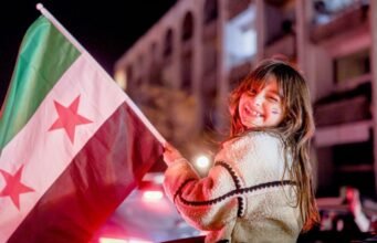 Síria marca um ano jubiloso com a queda de Assad – e promete um novo líder World News