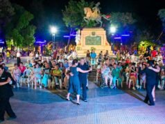 O município celebrou o Dia Nacional do Tango com um encontro musical na Plaza Libertad