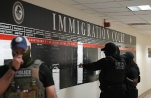 Garrafas venezuelanas, fotos de Epstein, remoções de ausência: NPR