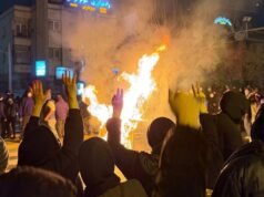 Como o Irã suprimiu a revolta dos cidadãos com força letal