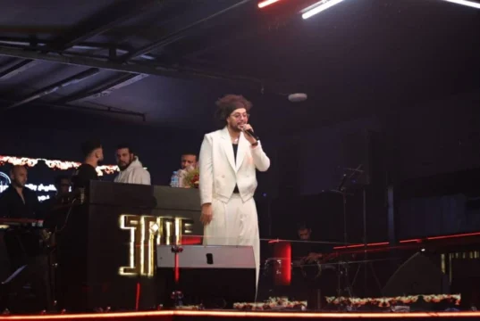 Abdel Fattah El-Gerini anima Zamalek na festa “Full Number” (fotos)