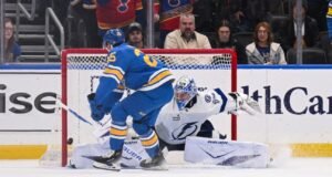 Jordan Kyrou marca nos pênaltis e os Blues quebram a seqüência ininterrupta de Lightning aos 11