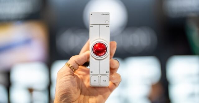 CES2026_Keychron_Nape_Pro_trackball_ADiBenedetto_0006.jpg