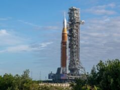 NASA lança plataforma de lançamento do foguete lunar Artemis 2, fotos de 19 de janeiro de 2025