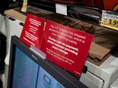 Mais varejistas afetados pela escassez de centavos: como eles estão respondendo