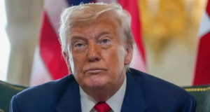 Donald Trump diz que os EUA extrairão até 50 milhões de barris de petróleo da Venezuela