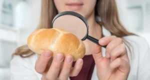 Cientistas descobrem por que o pão pode levar ao ganho de peso sem calorias extras