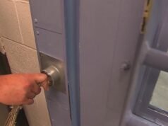 Estado de Oregon resolve processo por US$ 2,3 milhões depois que agente penitenciário encorajou o suicídio de presidiário