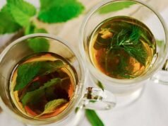 Preste atenção: essas infusões ajudam você a dormir melhor