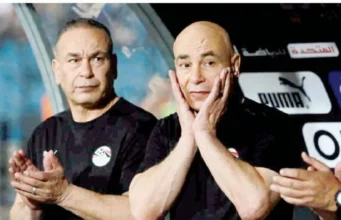 “Ele joga como um idiota.” Reda Abdel-Al surpreendeu Hossam Hassan com uma nova declaração.