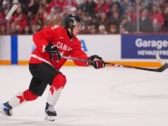 As acusações criminais contra o principal candidato da NHL, Gavin McKenna, foram retiradas