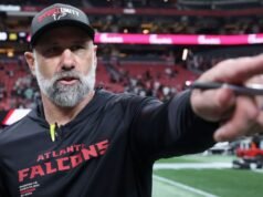 Falcons DC Ulbrich ‘obviamente desapontado’ com a prisão de Pearce