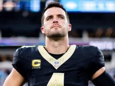 Derek Carr: disposto a se aposentar, quer chance de ganhar o Super Bowl