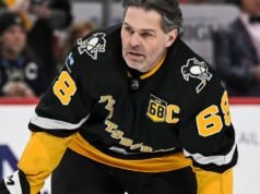 O ex-grande jogador da NHL Jaromir Jagr está de olho na aposentadoria em sua 38ª temporada profissional
