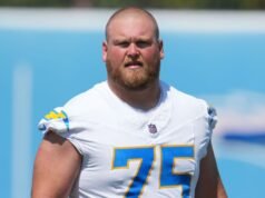 Chargers C Bradley Bozeman anuncia sua aposentadoria