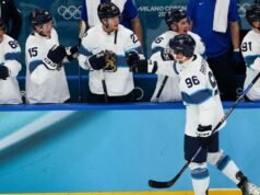 As estrelas Mikko Rantanen perderá pelo menos 2 semanas após se machucar nas Olimpíadas