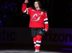 Devils homenageiam Jack Hughes pelo gol olímpico de ouro